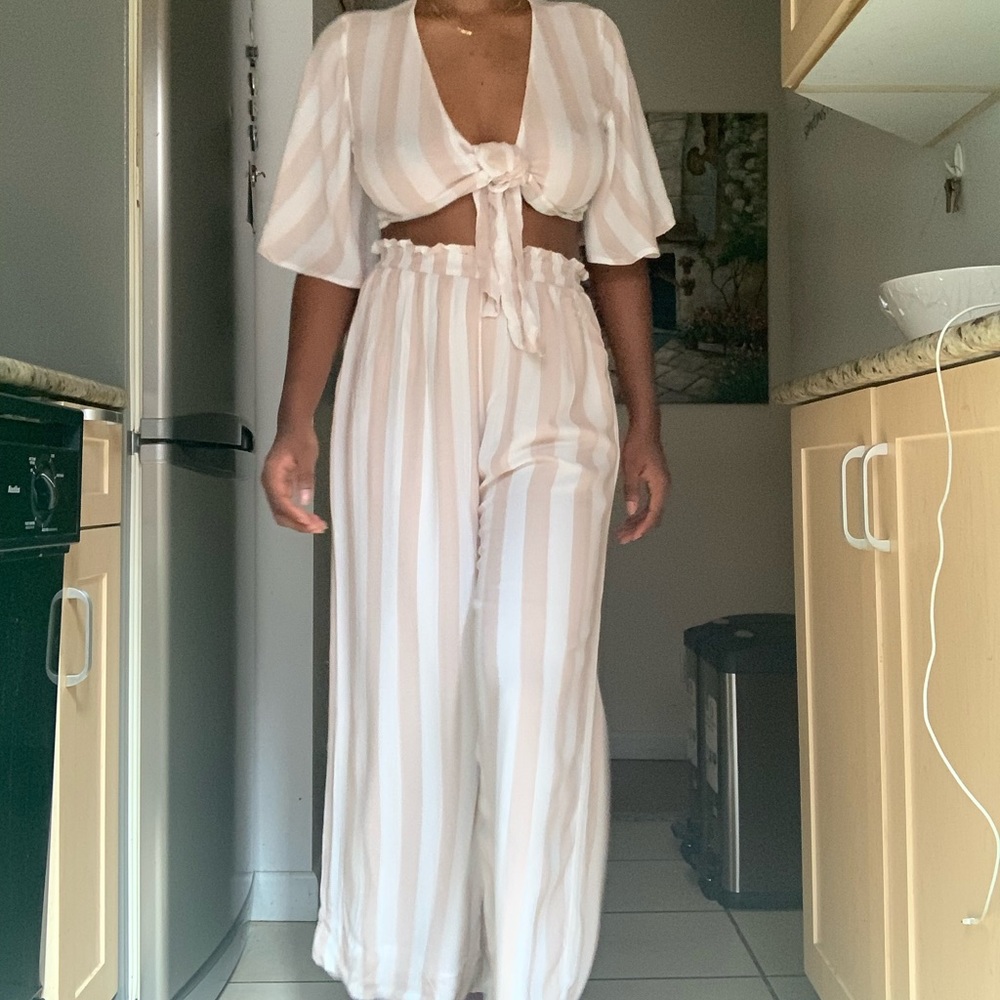 American Eagle two-piece wear